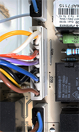 id mini c24 e83142 pcb j2 connector.jpg